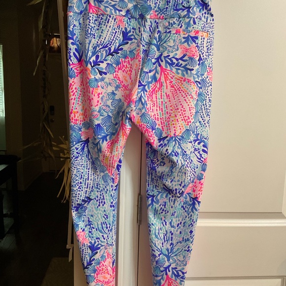 Lilly Pulitzer Luxletic 10 Colorful Floral Leggings - Picture 2 of 3